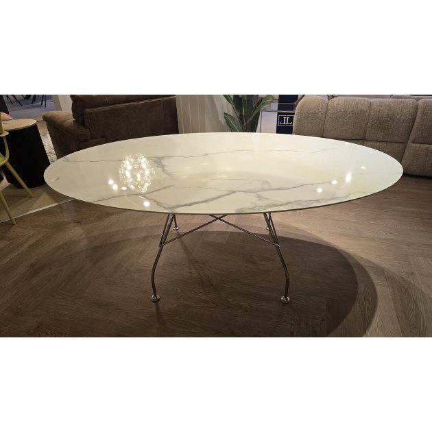 Kartell Antonio Citterio Glossy Oval Dining Table Kartell Antonio Citterio Glossy Oval Dining Table