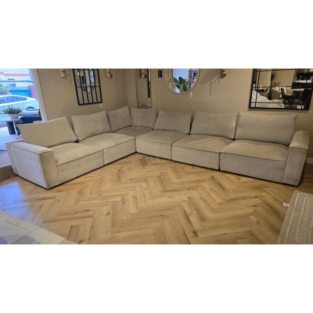 Serento Corner Group