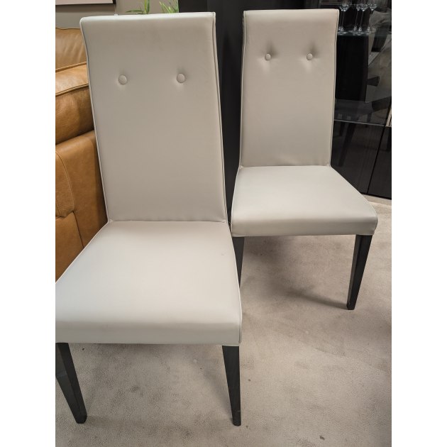 Keona, 2x Leather Dining Chairs Keona, 2x Leather Dining Chairs