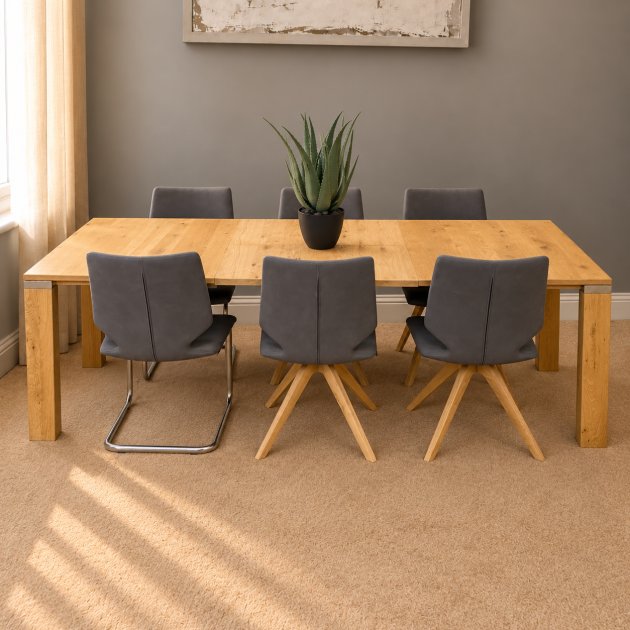 Venjakob Multiflex Extending Table with 4x Arne & 2x Arnd Dining Chairs Venjakob Multiflex Extending Table with 4x Arne & 2x Arnd Dining Chairs