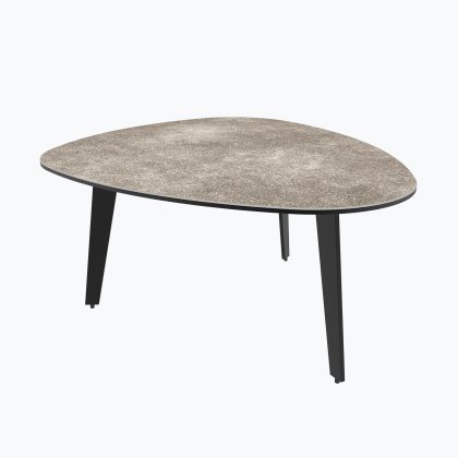 Pebble Table