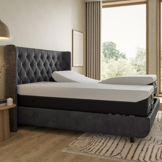 Tempur Arc Super King Adjustable Disc Bed - Luxury Headboard Tempur Arc Super King Adjustable Disc Bed - Luxury Headboard