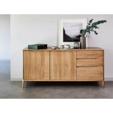 Ercol Romana Oak Large Sideboard Ercol Romana Oak Large Sideboard