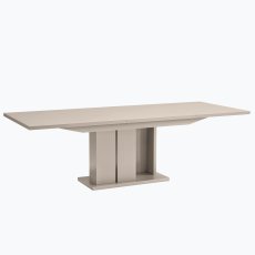 2.50 Extending Table & 4 Cyndia Chairs 2.50 Extending Table & 4 Cyndia Chairs