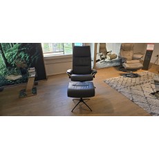 Stressless Tokyo Star Chair With Footstool in Paloma