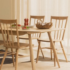 Ercol Fairmile small Extendable Dining Table & 4 Fairmile Dining Chairs Ercol Fairmile small Extendable Dining Table & 4 Fairmile Dining Chairs