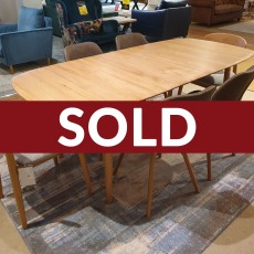 MALIN EXTENDING DINING TABLE WITH 4 X DORCAS CHAIRS & 2 X MALIN CHAIRS MALIN EXTENDING DINING TABLE WITH 4 X DORCAS CHAIRS & 2 X MALIN CHAIRS