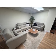 NATUZZI EDITIONS ASTUZIA ELECTRIC TRIPLE MOTION CHAIR,LOVESEAT,SOFA,WITH 2X ELECTRIC TRIPLE MOTION