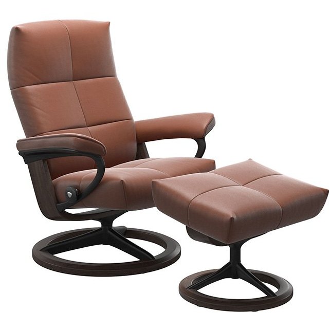 Stressless David Large Recliner Signature Large Recliner Chair & Stool Stressless David Large Recliner Signature Large Recliner Chair & Stool