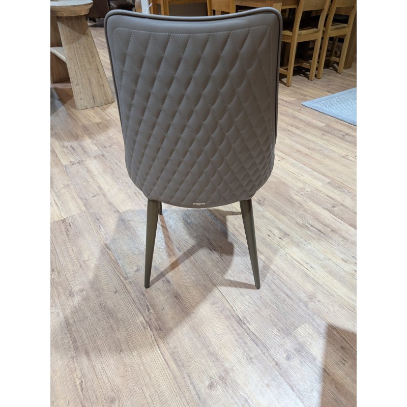 Bontempi, Clara Dining chair with metal legs Bontempi, Clara Dining chair with metal legs