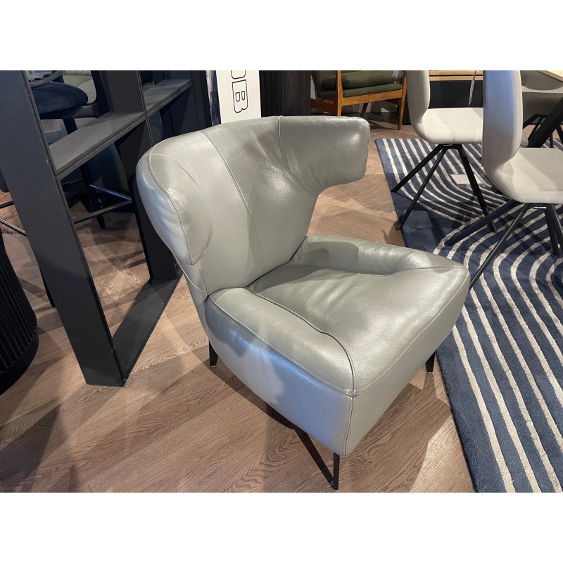 Amira Club Leather Chair Amira Club Leather Chair