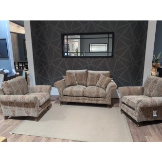 Parker Knoll, Burghley 2 Seater plus 2 Chairs Parker Knoll, Burghley 2 Seater plus 2 Chairs