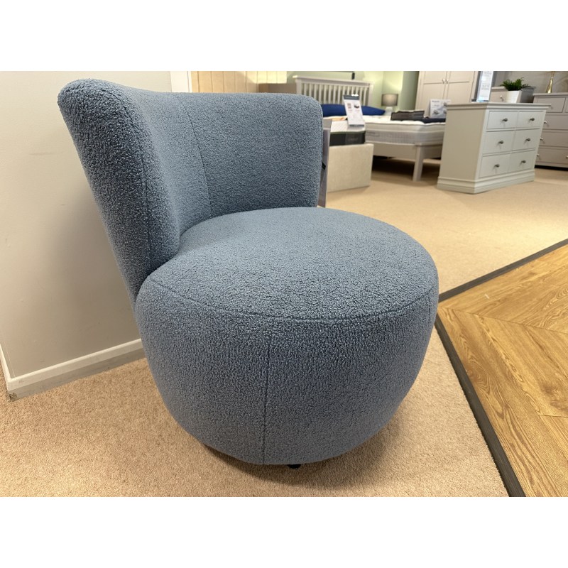 Zephyr Small Chair in fabric Zephyr Small Chair in fabric