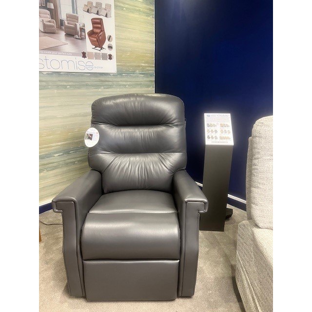 Celebrity Suffolk Grand Leather Single Motor Chair Celebrity Suffolk Grand Leather Single Motor Chair