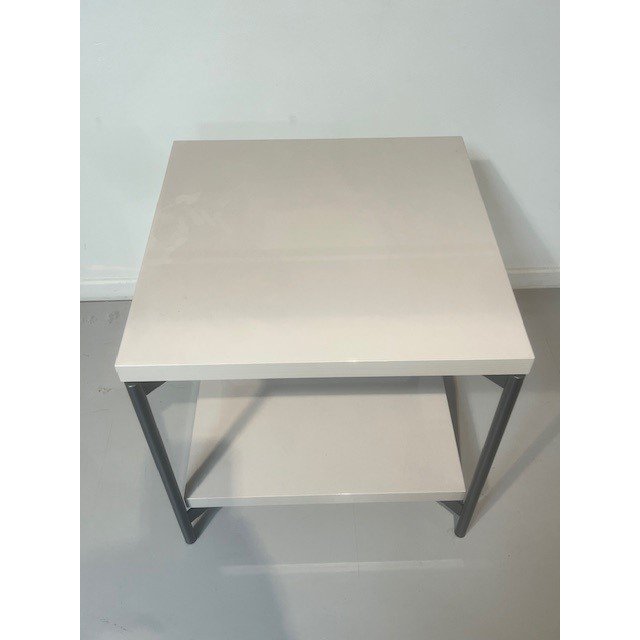 Cyndia Lamp Table Cyndia Lamp Table