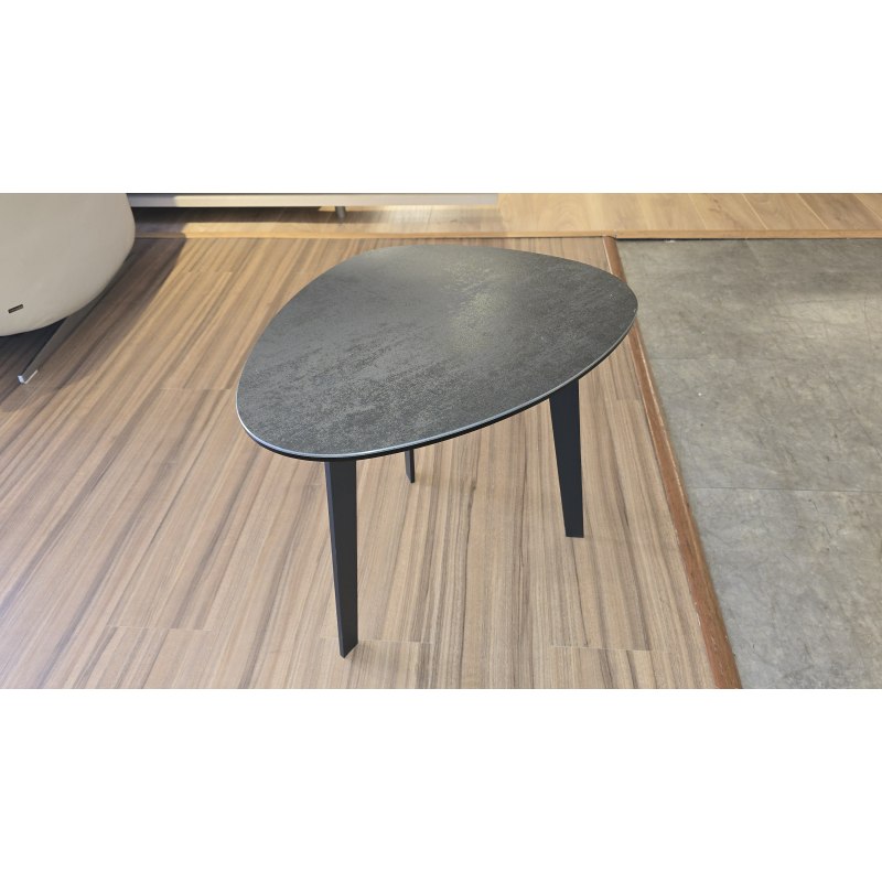 Akante Pebble High Side Table Akante Pebble High Side Table