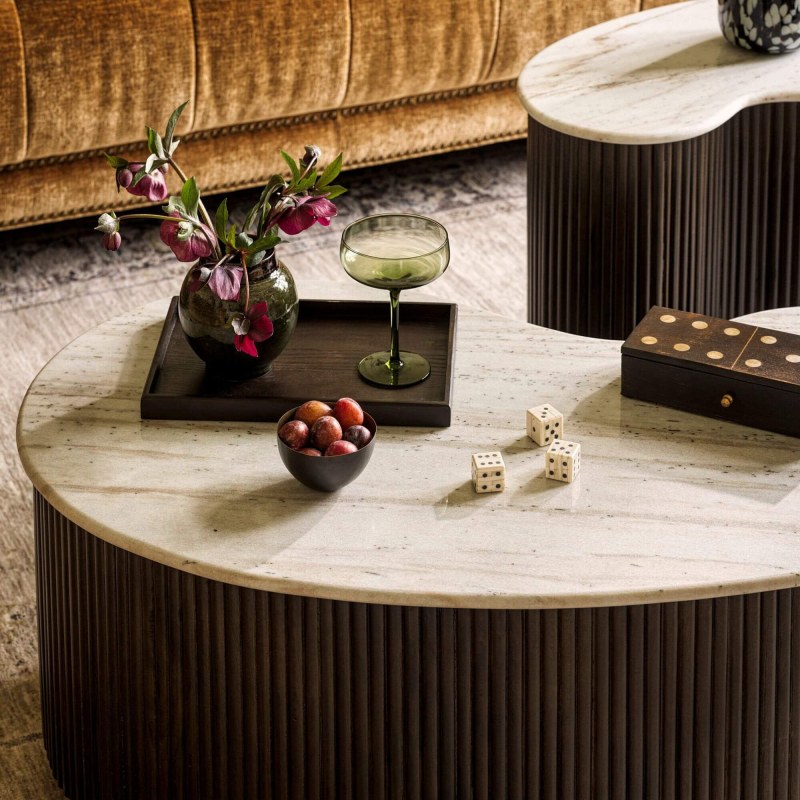 Mariela Set of 2 Coffee Tables Mariela Set of 2 Coffee Tables