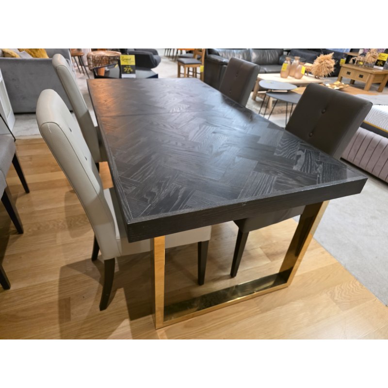 SAVOY DINING TABLE WITH 4 X ATOS DINING CHAIRS SAVOY DINING TABLE WITH 4 X ATOS DINING CHAIRS