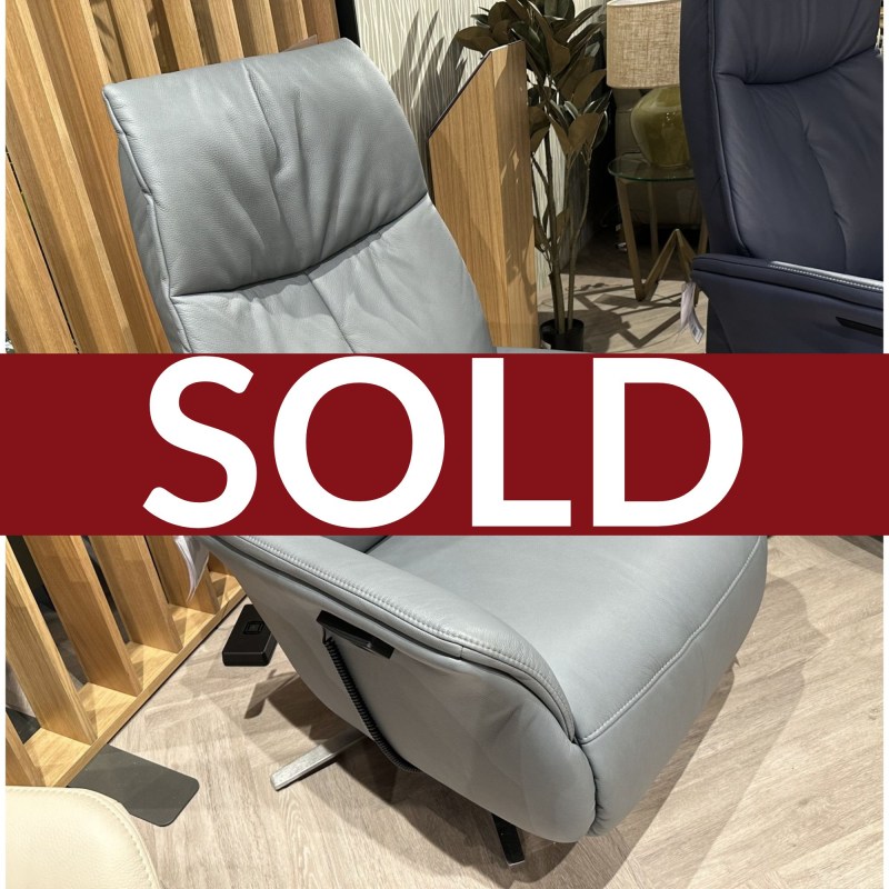 Himolla Stratus Meduim Electric Swivel Chair Himolla Stratus Meduim Electric Swivel Chair