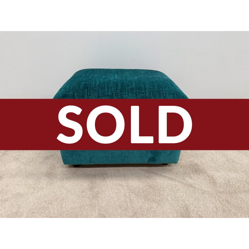 CLEARANCE OUTLET WAREHOUSE STOCK Madison Designer Storage Footstool CLEARANCE OUTLET WAREHOUSE STOCK Madison Designer Storage Footstool