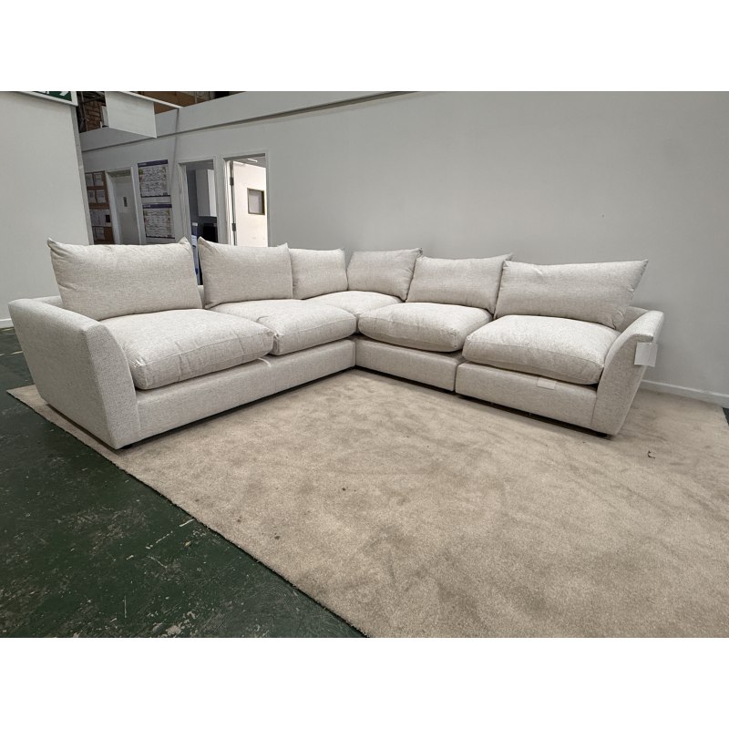 CLEARANCE OUTLET WAREHOUSE STOCK Fabian Corner Sofa CLEARANCE OUTLET WAREHOUSE STOCK Fabian Corner Sofa