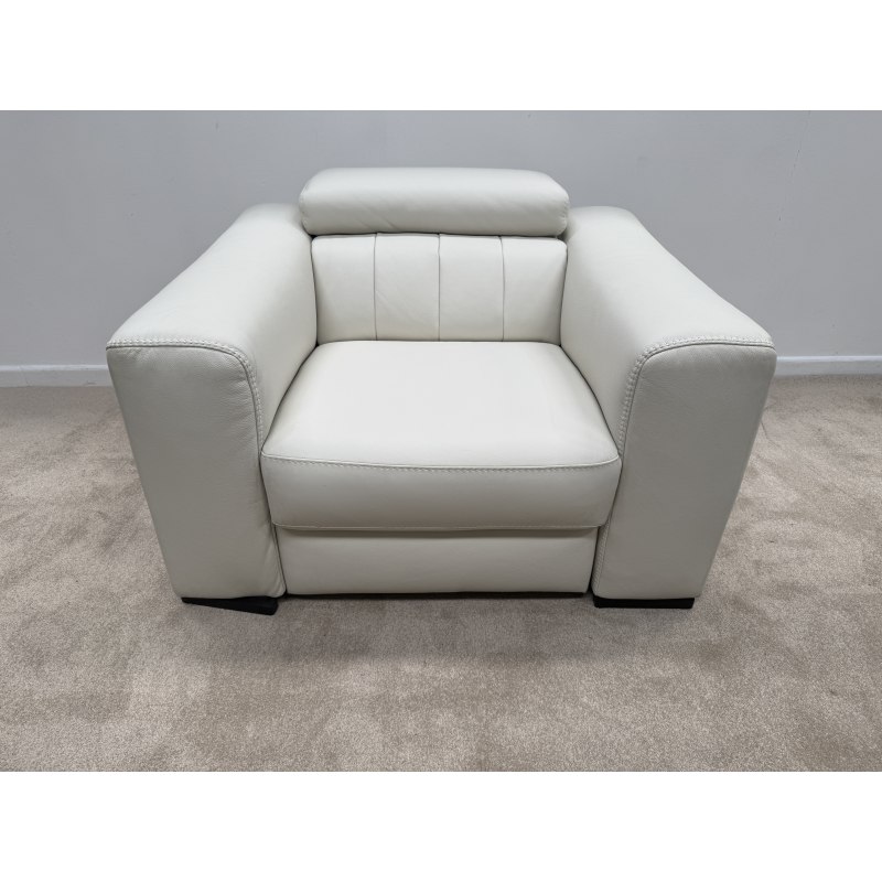 Natuzzi Forza Quilted Back Elec Reclining Chair Natuzzi Forza Quilted Back Elec Reclining Chair