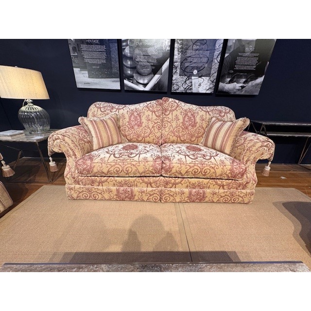 GASCOIGNE KESWICK 3 SEATER, 2.5 SEATER AND WINGCHAIR GASCOIGNE KESWICK 3 SEATER, 2.5 SEATER AND WINGCHAIR