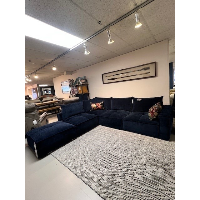 Alexander&James 5 Piece RHF or LHF Corner Group Alexander&James 5 Piece RHF or LHF Corner Group