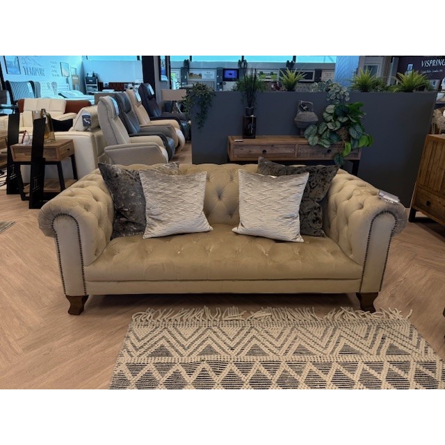 Somerset Chesterfield Sofa With Scatters & Footstool Somerset Chesterfield Sofa With Scatters & Footstool