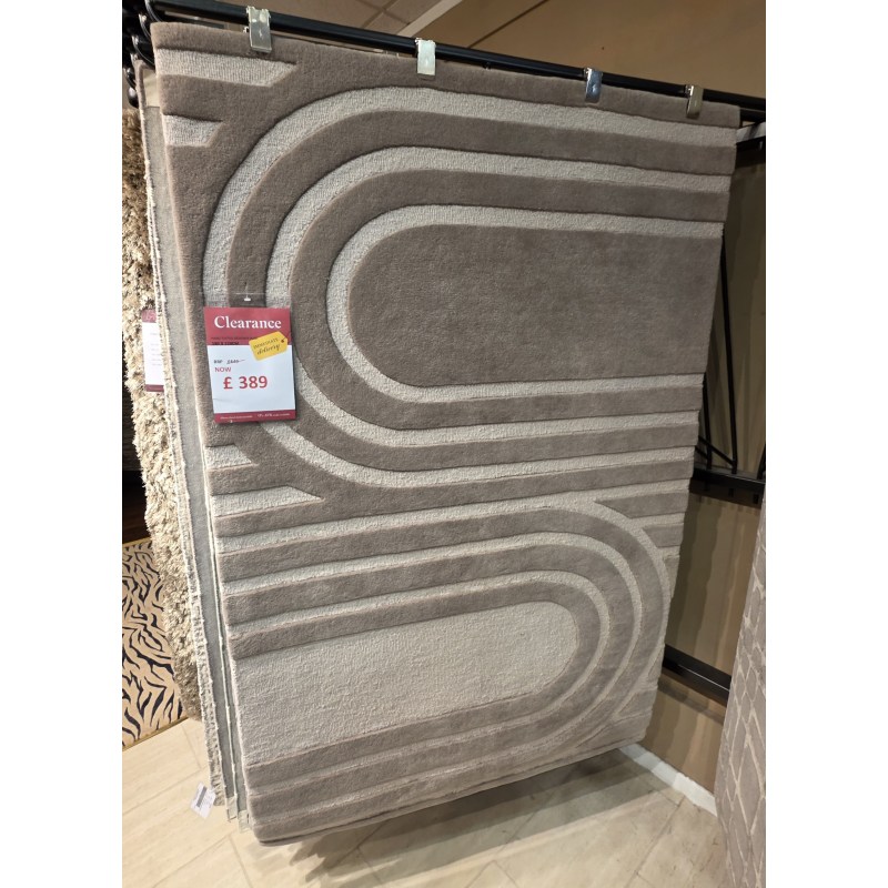 LUXURY DESIGNER HAND-TUFTED RUG 180 X 120 CMS LUXURY DESIGNER HAND-TUFTED RUG 180 X 120 CMS