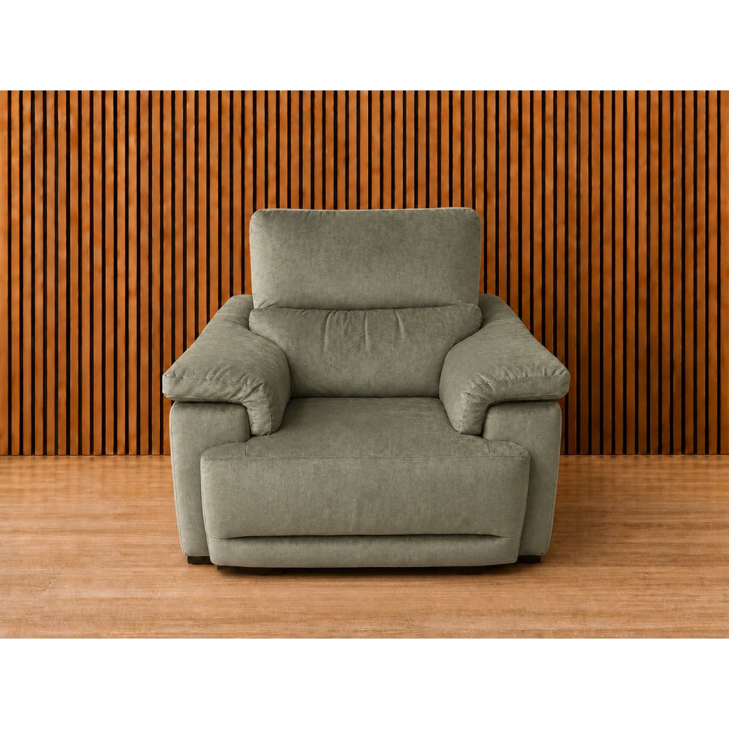 Natuzzi Brama Triple Motion Recliner Chair Natuzzi Brama Triple Motion Recliner Chair