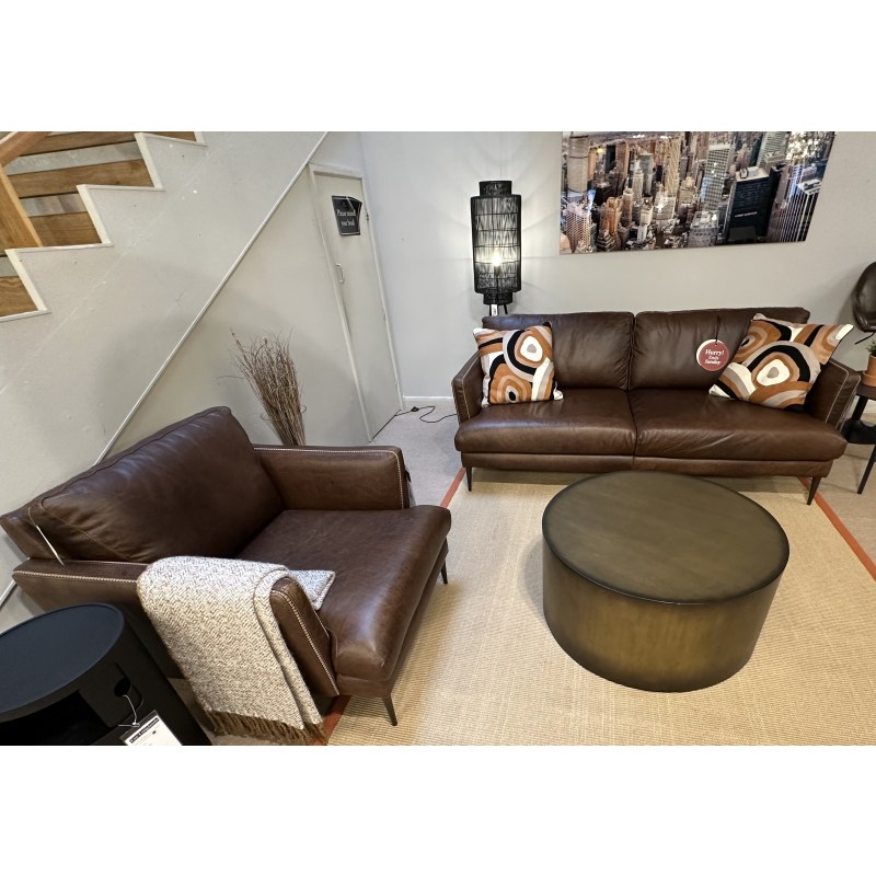 ALESSIO 2.5 Seater and Chair in Leather ALESSIO 2.5 Seater and Chair in Leather