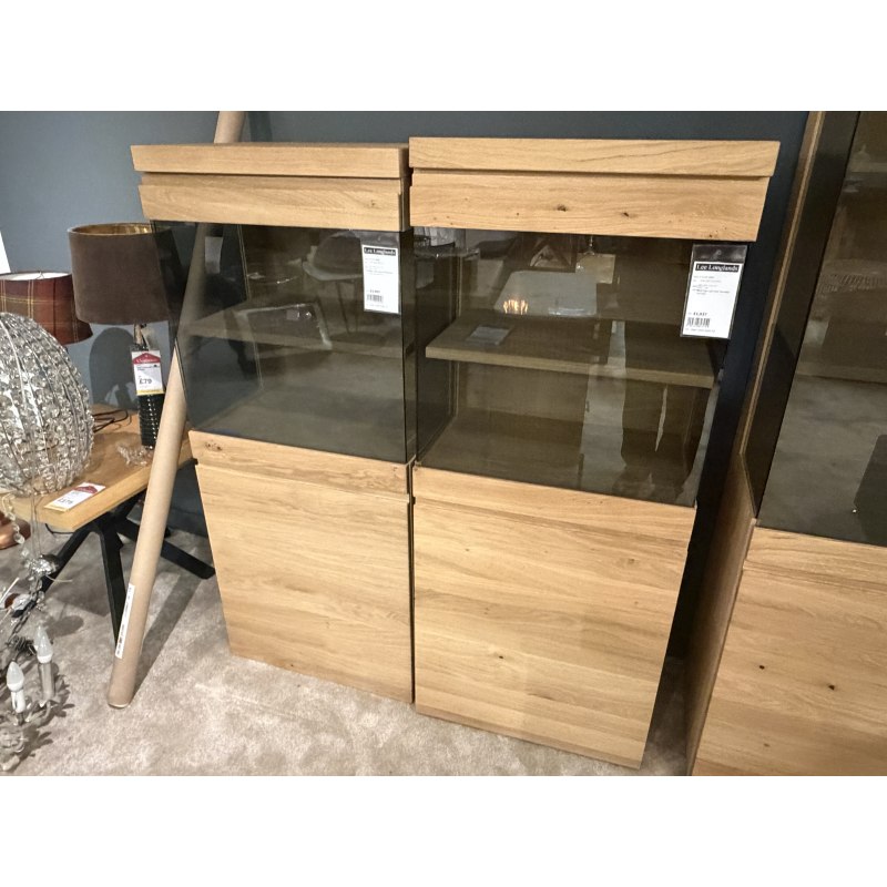 Venjakob V Plus 3000 1 Door 60cm Highboard (1 unit) 2 available Venjakob V Plus 3000 1 Door 60cm Highboard (1 unit) 2 available
