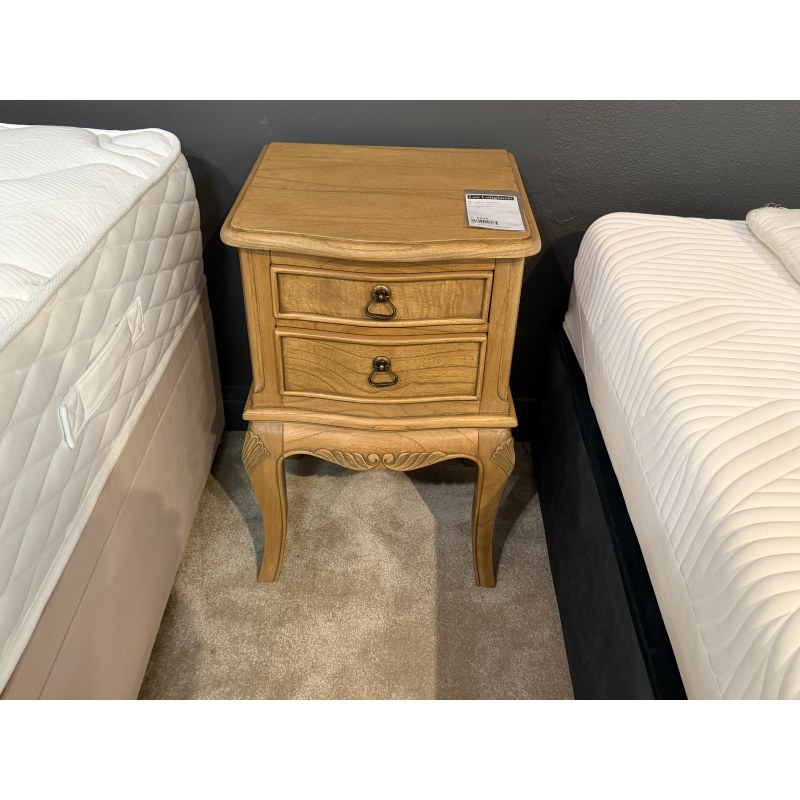 L'Orient bedside table L'Orient bedside table