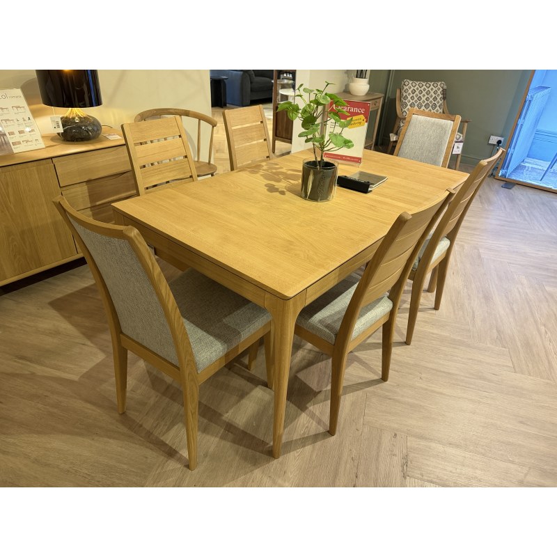 ERCOL ROMANA MEDIUM EXTENDING DINING TABLE WITH CHAIRS & BENCH SET ERCOL ROMANA MEDIUM EXTENDING DINING TABLE WITH CHAIRS & BENCH SET