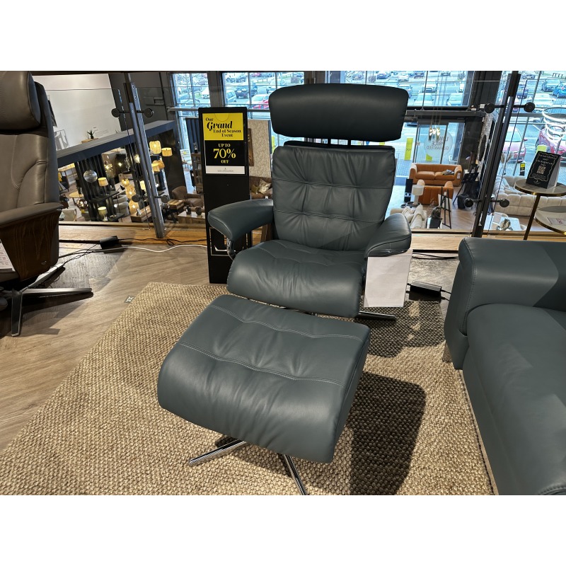 Stressless Erik Cross Chair & Stool - Meduim Size Stressless Erik Cross Chair & Stool - Meduim Size