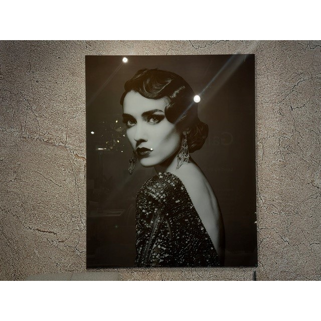 Glass Picture Beauty Lady Glass Picture Beauty Lady