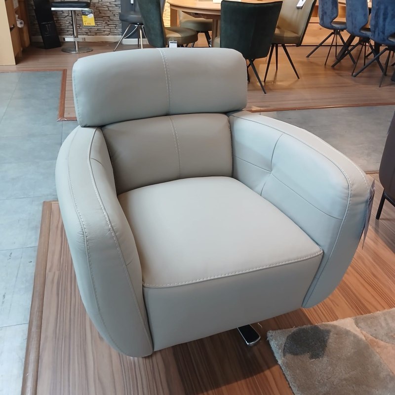 Tulio Tub Chair Tulio Tub Chair