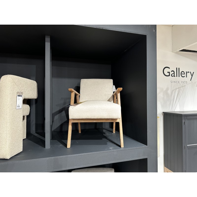 Neyland Chair in Natural Linen Fabric Neyland Chair in Natural Linen Fabric