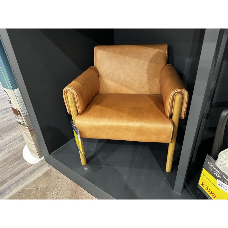 Stratford Chair in Brown Leather Stratford Chair in Brown Leather