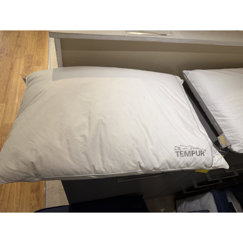 TEMPUR DOWN LUXE PILLOW TEMPUR DOWN LUXE PILLOW