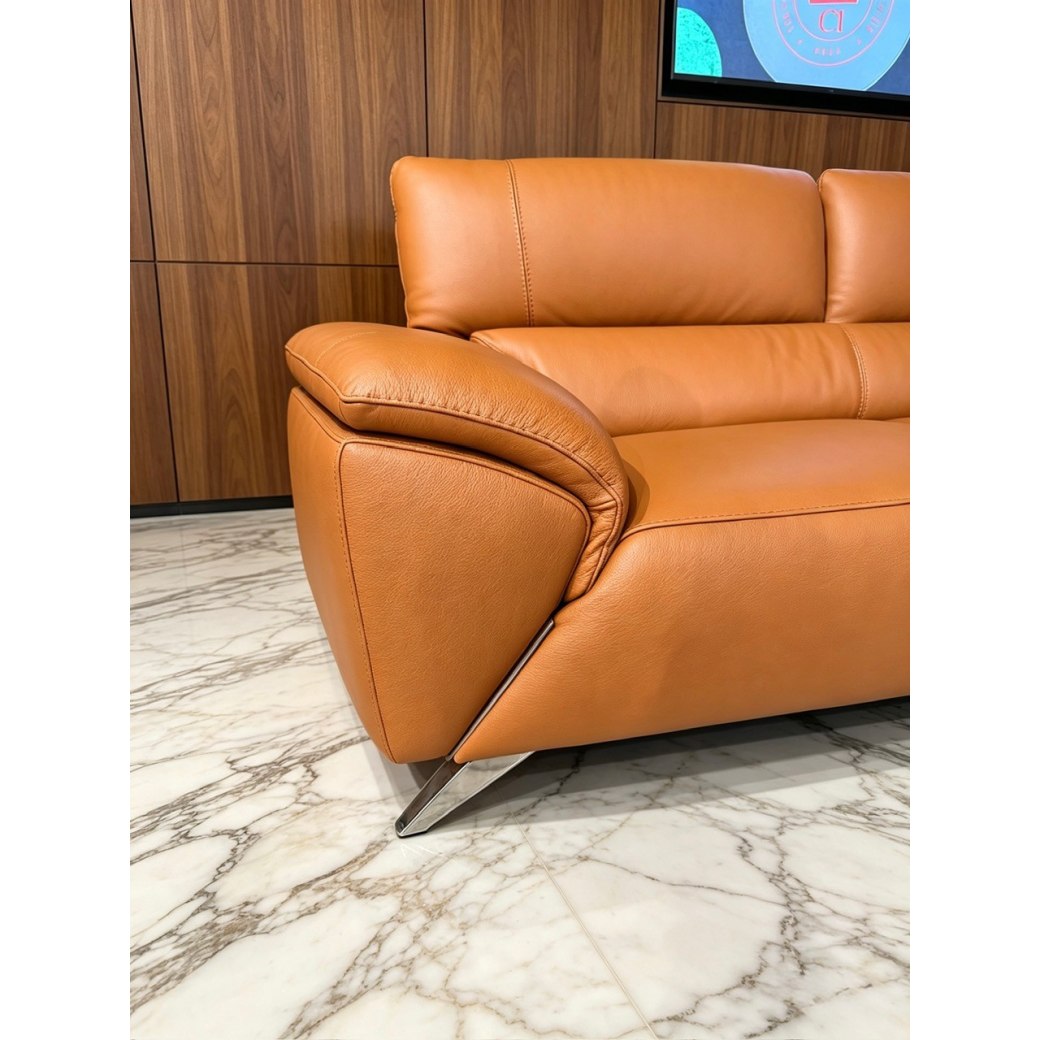 Nicoletti Molveno 2.5 Seater Sofa in Tan Leather Nicoletti Molveno 2.5 Seater Sofa in Tan Leather