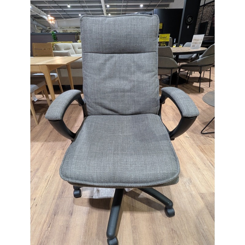 Bradshaw office chair Bradshaw office chair