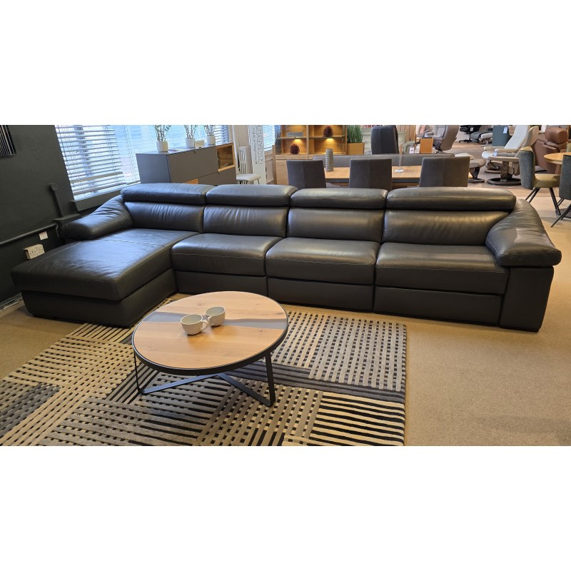 Natuzzi Editions Gioia LHF Chaise Longue, 2 PWR Armless Units & Right Arm PWR Natuzzi Editions Gioia LHF Chaise Longue, 2 PWR Armless Units & Right Arm PWR