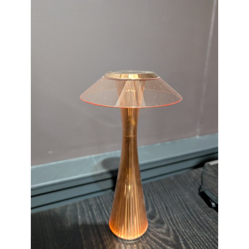 Kartell, Space - Adam Tihany Copper Lamp Kartell, Space - Adam Tihany Copper Lamp