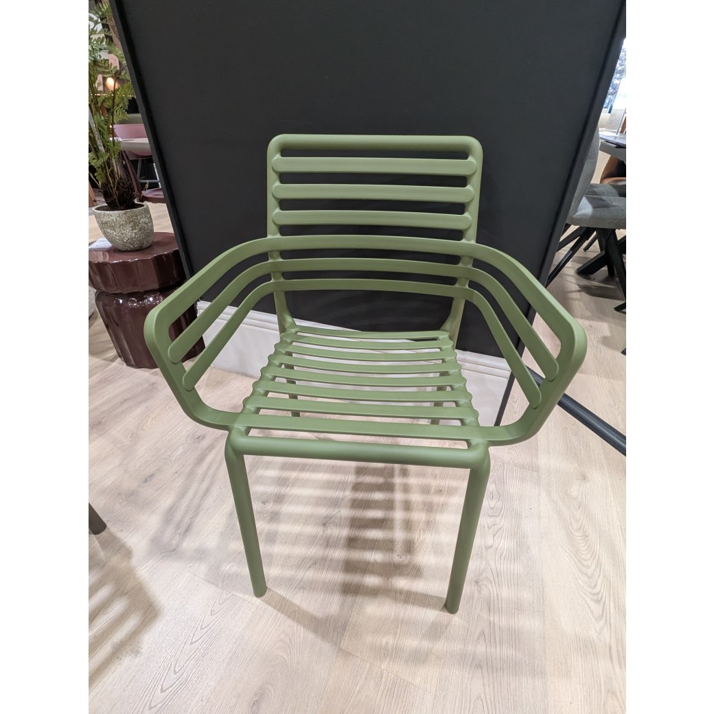 Doga, Armchair Doga, Armchair