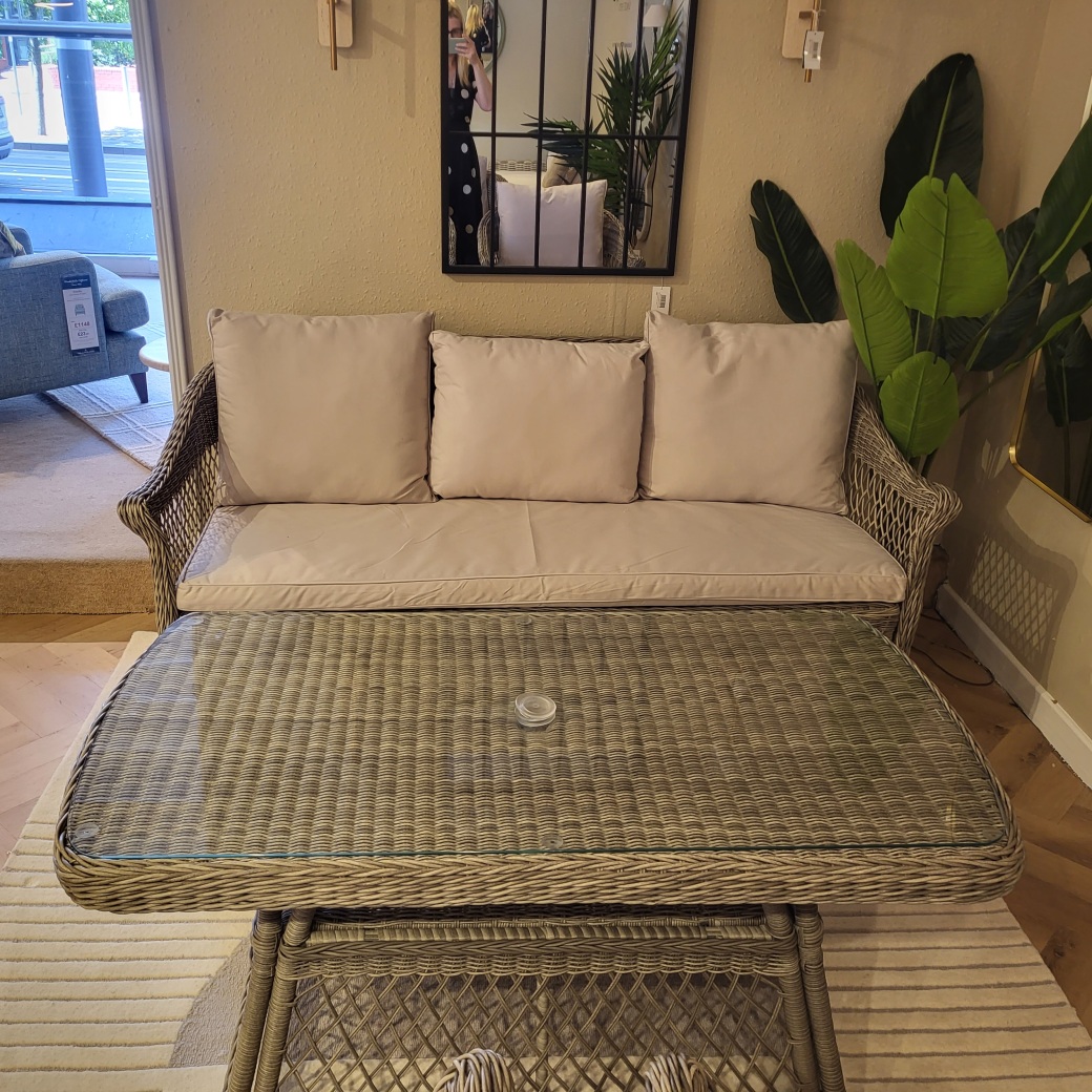 menton 3 seater sofa,2 x armchairs menton 3 seater sofa,2 x armchairs