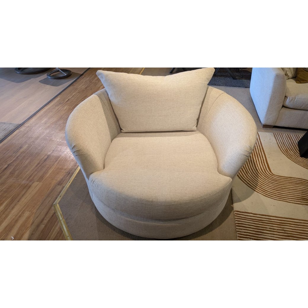 Fabian Cuddler Swivel Chair Fabian Cuddler Swivel Chair