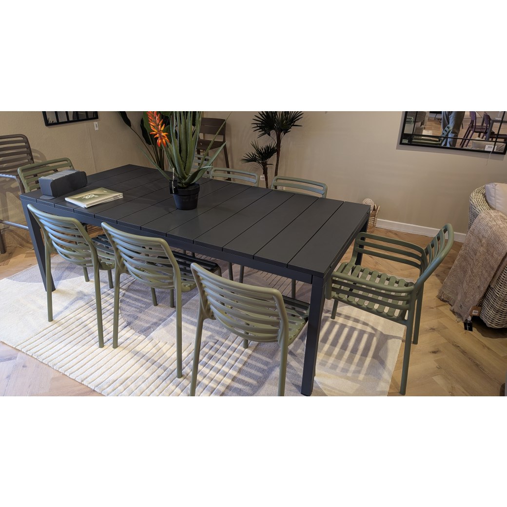 Nardi Rio 210cm Extending Garden Table In Colour Anthracite With 6 x Doga Agave Chairs & 2 x Armchai Nardi Rio 210cm Extending Garden Table In Colour Anthracite With 6 x Doga Agave Chairs & 2 x Armchai