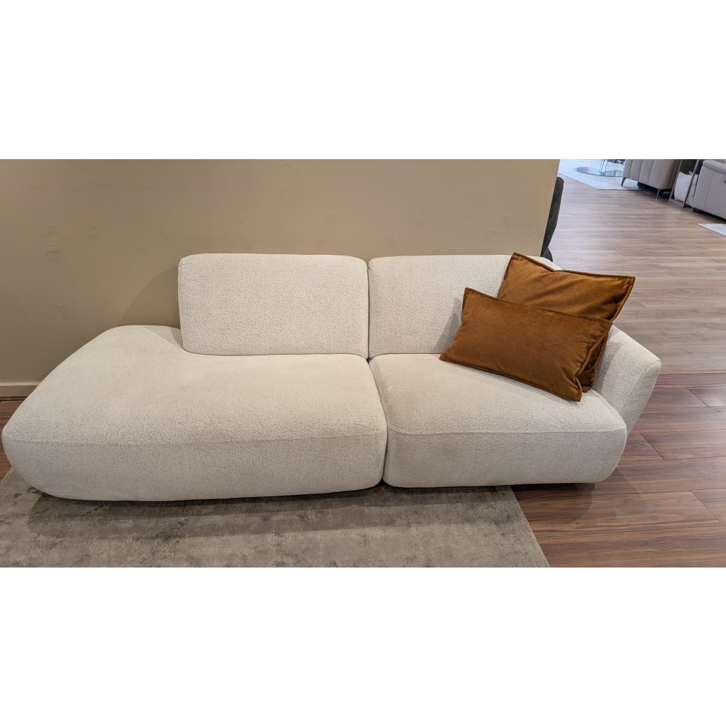 Rom Curve Sofa 202cm Rom Curve Sofa 202cm